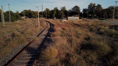Some central line stops have a surprising abandoned platform area 11
