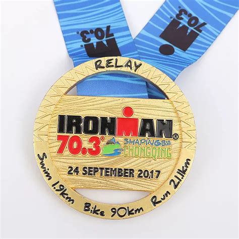 Custom Metal Zinc Alloy Iron Man Triathlon Swim Run Bike Finisher Award