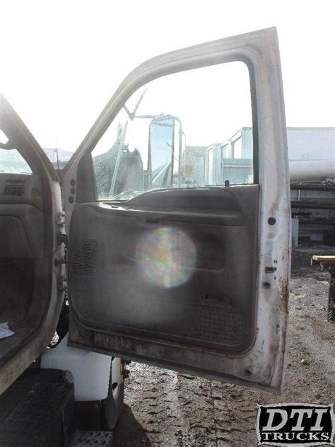 2007 Ford F 650 Right Front Door Assembly For A Ford F650 For Sale