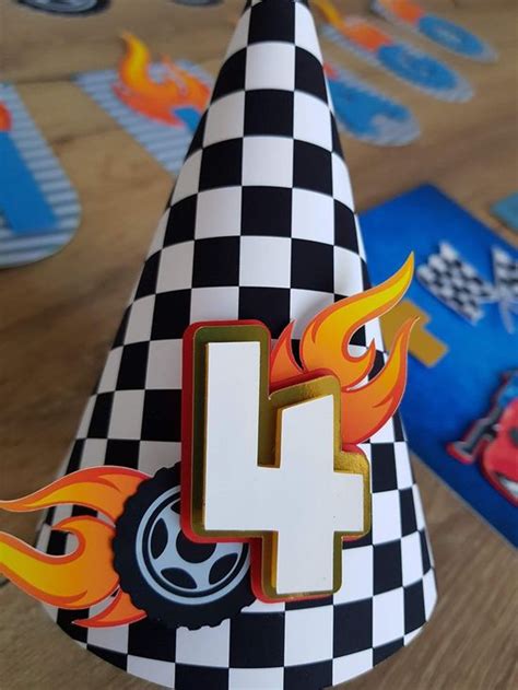 Pin De Chioo Del Em Hotweels Koen Festa Hotweels Anivers Rio Hot Wheels Decora O De Festa