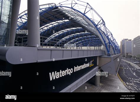 Waterloo Railway Station New International Terminal 1993 1993 Stock