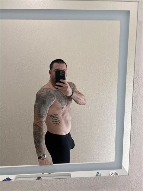 Dad Bod Nudes DadsGoneWild NUDE PICS ORG