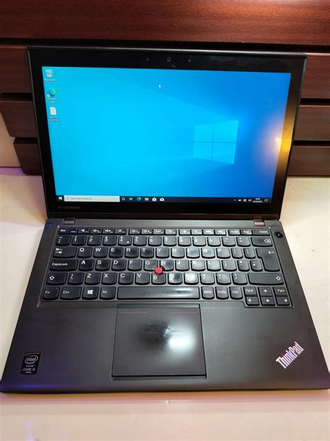 Lenovo Thinkpad X240 Laptop - Touchscreen - Core i5 - 500GB HDD - 8 Ram