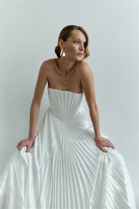 Pleated Wedding Dress Strapless Satin Wedding Dress Modern A Line Bridal Gown With Pleating