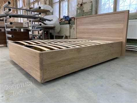 Кровать из массива дерева купить по низкой стоимости напрямую у ...