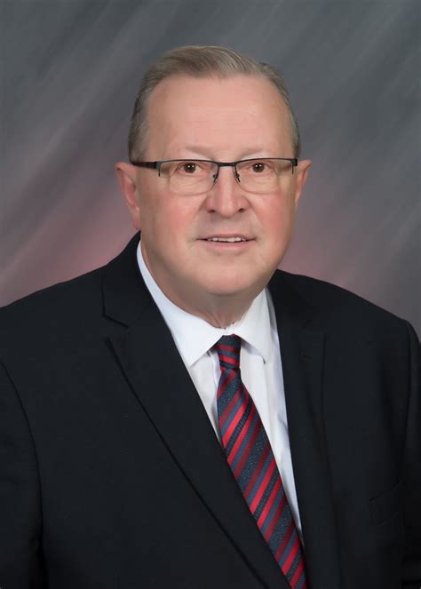 Valley - It is with sadness that we share the news that Larry Robinson