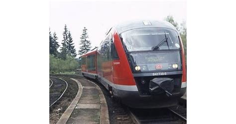 БДЖ вози безплатно абитуриенти от домовете за деца