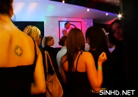 Wet And Erotic Pussy Pleasuring