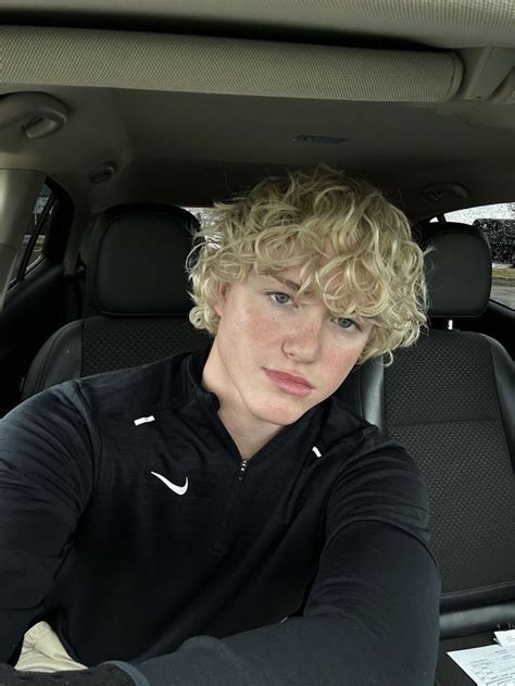 Pin on 𝘉𝘰𝘺 𝘥𝘱𝘻 Men blonde hair Blonde hair boy Blonde guys