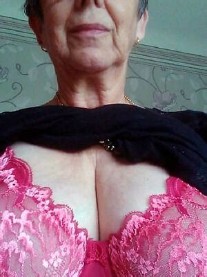 Hot Naked Grandma MatureHomemadePorn