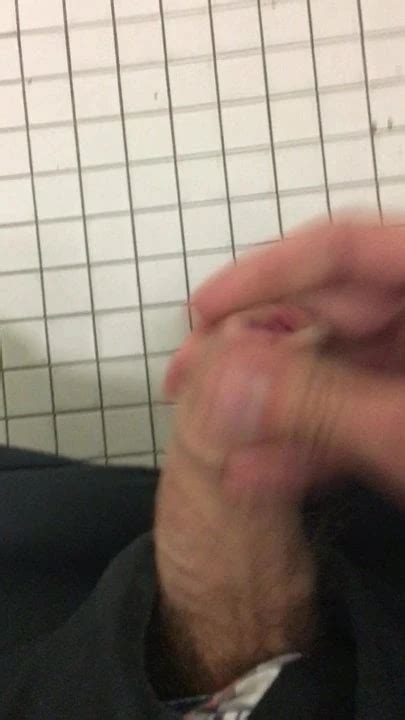 Bei Der Arbeit Am Wixen Free Gay Porn D Xhamster