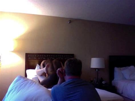 Segundos Descuidados Despu S De Que La Bbc Creampies A Mi Esposa Xvideos