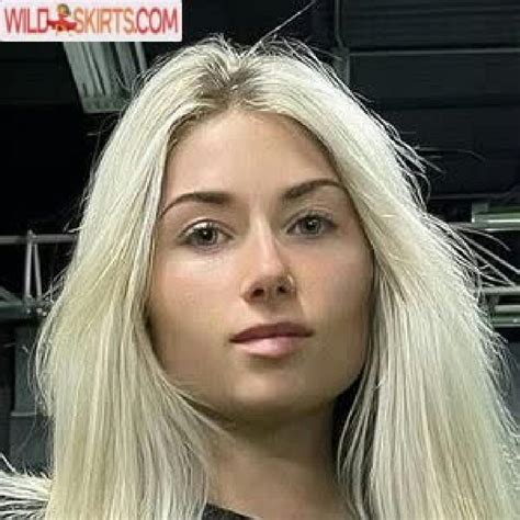 Carriejune Anne Bowlby Carrieann Misscarriejune Nude OnlyFans Instagram Leaked Photo 17