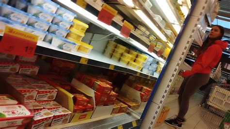 Teen In Spandex Showing Nice Ass And Minimal Cameltoe Forum