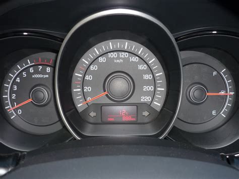 Обзор приборной панели киа рио - TDF