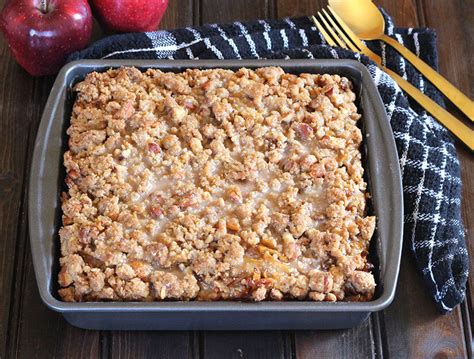 Apple Coffee Cake With Crumb Topping Cook With Kushi