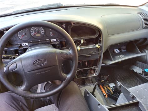 Розетка usb, вместо прикуривателя — KIA Spectra, 1,6 л, 2008 года ...