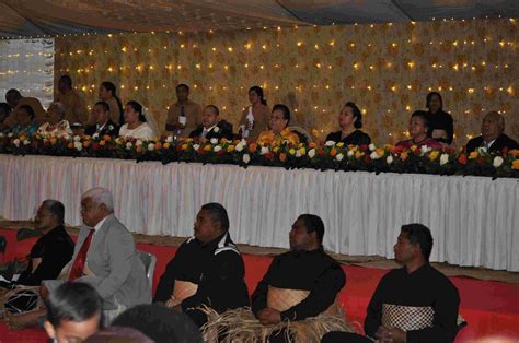 Tongan Wedding Cake The Head Table With Their Majesties King Tupou