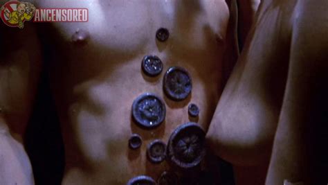 Brain Damage Nude Pics Seite 1