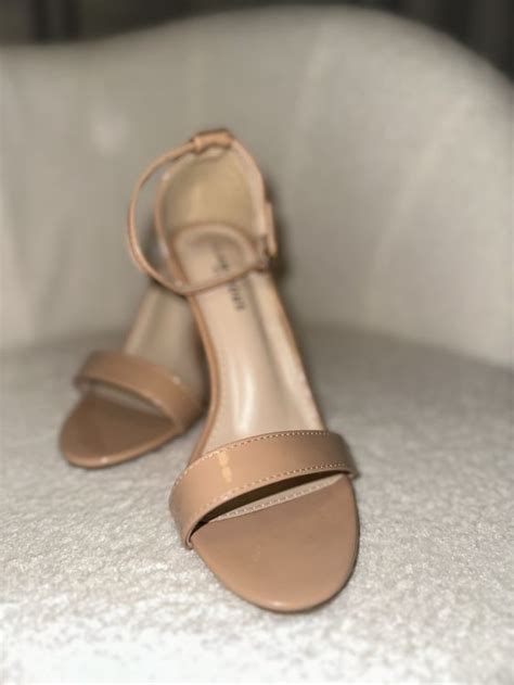 Elegante nude Sandaletten perfekt für den Sommer Grösse Neu gemäss Beschreibung in