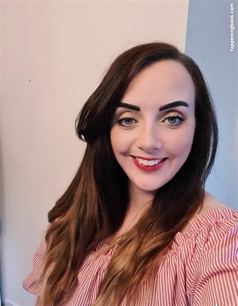 Ashy Nude OnlyFans Leaks Fappening FappeningBook