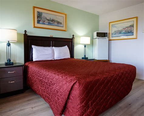 Queen Top Floor