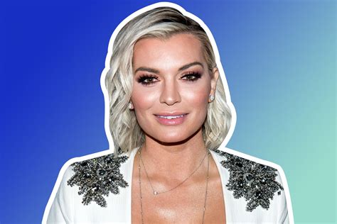 Lindsay Hubbard Wears Strapless Bikini Shows Fit Body