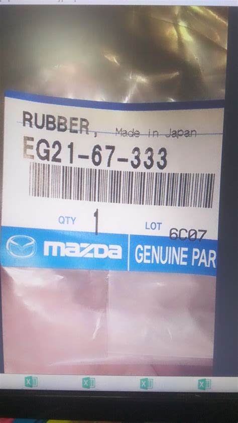 EG2167333 РЕЗИНКА / RUBBER, BLADE-FRONT Mazda | Запчасти на DRIVE2