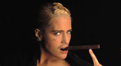 Heather Parisi Pioggia Di Mi Piace E Retweet Alla Transfobia Social Gay It