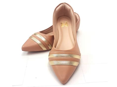 Sapatilha Cs Nude Cs Dourado Bico Fino CECI Calçados Atacado de Calçados