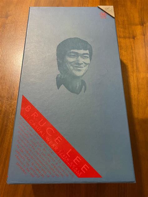 Hot Toys Bruce Lee Casual Wear Hobbies Toys Toys Games On Carousell
