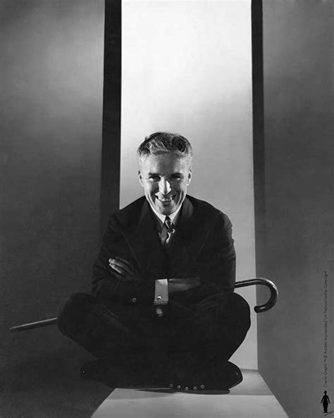 Дата. Чарли Чаплин