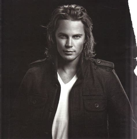 Tim Riggins Taylor Kitsch Friday Night Lights Photo 3240635 Fanpop