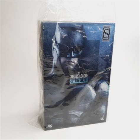 Buy Hot Toys Justice League Batman Tactical Batsuit Scale Mms Complete Online At Lowest