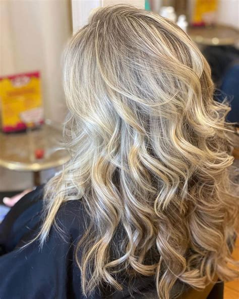 Highlights Full Head Blonde Hair Glosty