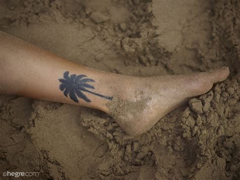 Amateur Girl Karina Sexy Sandy 04 10000px Porn Pic