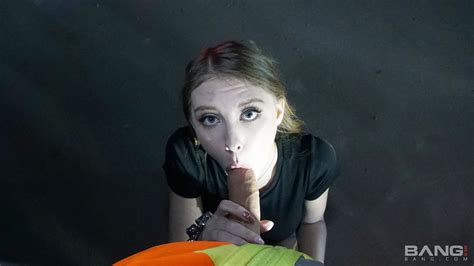 Horny Chick Melody Marks Sucks A Dick Outdoors Photos