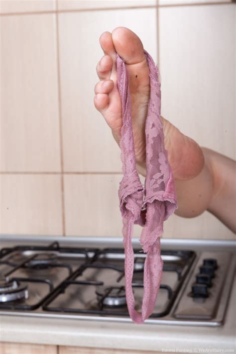 Slim Amateur Emma Fantasy Strips Naked In The Kitchen Shows Her Hairy Pussy CoedCherry