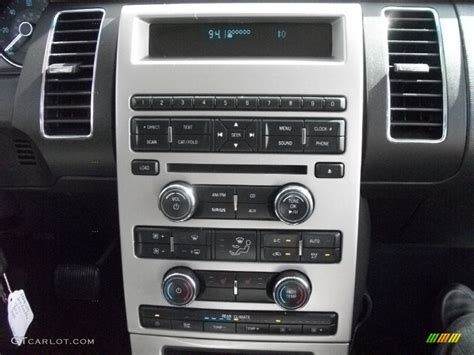 2010 Ford Flex SEL Controls Photos GTCarLot