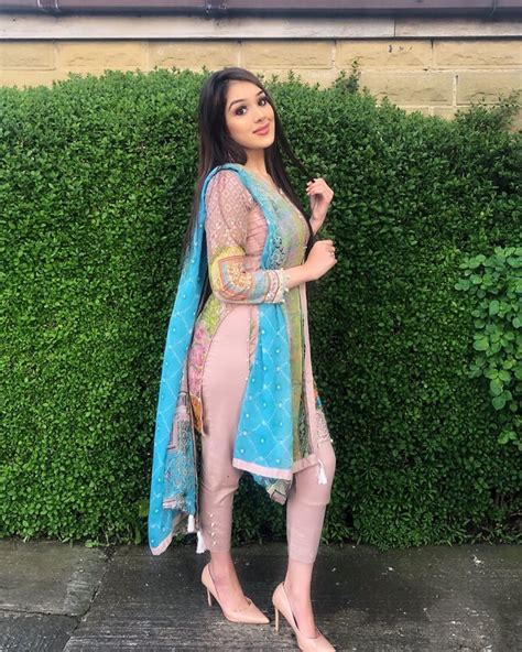 Pakis THAT Will Get You Hard Paki Sluts Indians Arab Bengali Porn Pictures XXX Photos Sex