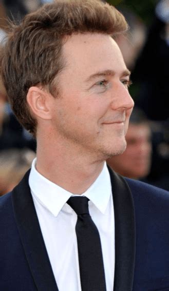 Taille Edward Norton