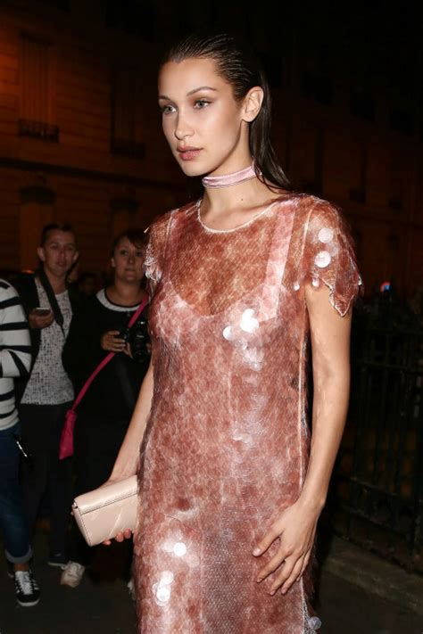 Hot girl Hollywood gây chú ý với váy xuyên thấu FATODA Blog