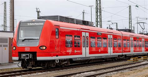Zuwachs Für Münchner S Bahn Flotte Erste Modernisierte Züge Aus