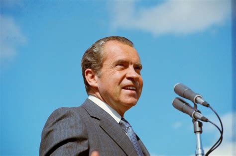 Richard Nixon Biography 37th President Of The United States