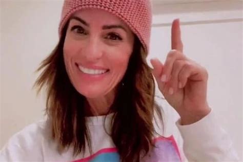 53 latka pokazała taniec w bikini Ludzie łapią się za głowy