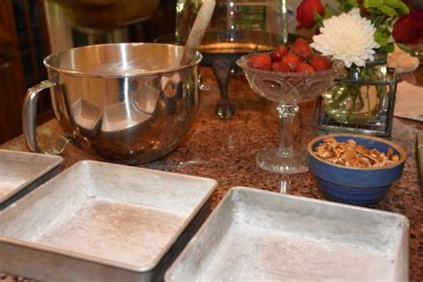 Au Revoir Covid Berry Me Naked Cake Dining With Mimi