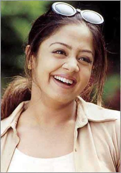 Stunning Actress Jyothika Hot Photos