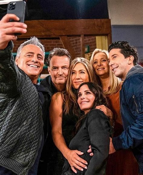 cast  friends friends tv show reunion friends cast  matthew perry