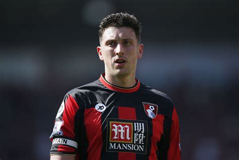 Leeds United Eye Tommy Elphick