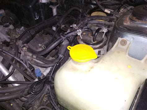 Крышка бачка омывателя и заглушка дворника — Subaru Legacy Outback (BE ...